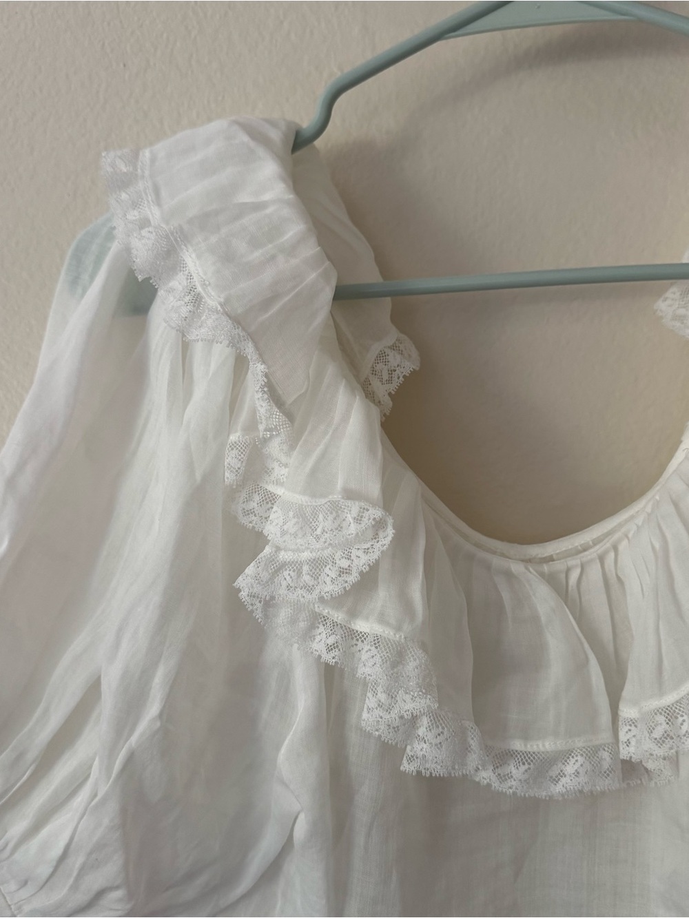 Doen White Ruffle Linen Top - Picture 2 of 6